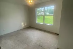 324 Central St, Hopedale, OH 43976 - Photo 12