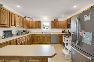 45330 Maple View Cir, Caldwell, OH 43724 - Photo 14