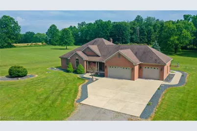 4901 New Castle Road, Lowellville, OH 44436 - Photo 1