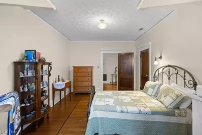 121 Maple Avenue, Bethesda, OH 43719 - Photo 32