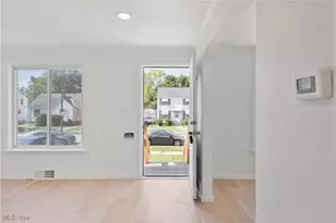 4329 W 131st St, Loveland, OH 44135 - Photo 2