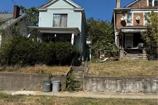 866 Main St, Bridgeport, OH 43912 - Photo 2