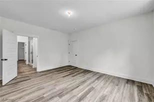 9055 Ledge View Ter, Grandview Heights, OH 44147 - Photo 20