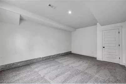 9055 Ledge View Terrace, Grandview Heights, OH 44147 - Photo 44