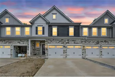 9055 Ledge View Terrace, Grandview Heights, OH 44147 - Photo 2