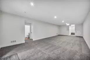 9055 Ledge View Ter, Grandview Heights, OH 44147 - Photo 38