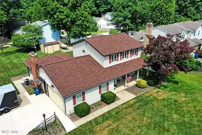 8518 Four Seasons Trail, Poland, OH 44514 - Photo 2