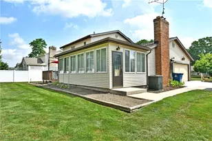 8518 4 Seasons Trail, Poland, OH 44514 - Photo 4
