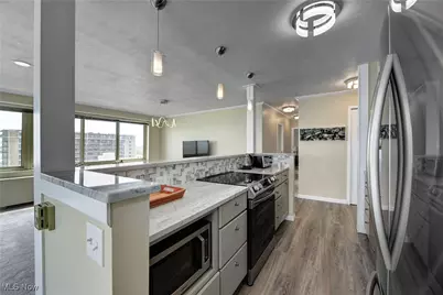 12520 Edgewater Drive #1506, Oakwood, OH 44107 - Photo 6