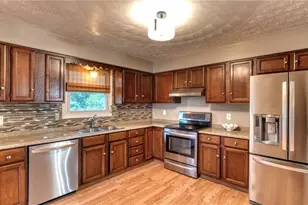 100 Linvale Dr, Norwich, OH 43767 - Photo 8