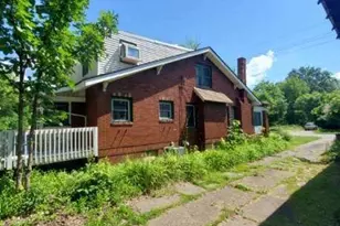 3114 Hillman St, Youngstown, OH 44507 - Photo 4