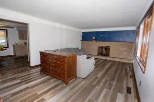 456 Sycamore Dr, Campbell, OH 44405 - Photo 4