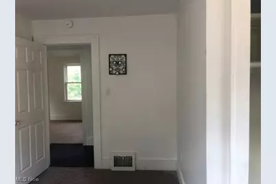 204 Beech Road, Weirton, WV 26062 - Photo 6