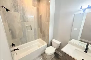 2048 Forest Dr, Eastlake, OH 44095 - Photo 30