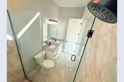 2048 Forest Drive, Eastlake, OH 44095 - Photo 28