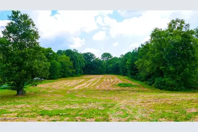 11480 Aebi Avenue NE, Alliance, OH 44601 - Photo 24