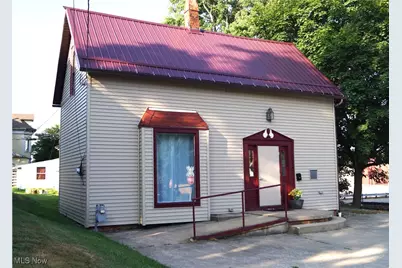 208 2nd Street SW, Carrollton, OH 44615 - Photo 1