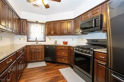 594 Forest Creek Drive, Wooster, OH 44691 - Photo 12