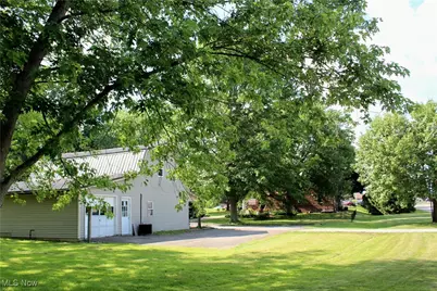 929 E Park Avenue, Columbiana, OH 44408 - Photo 4
