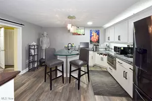 2301 W Royalton Rd, Grandview Heights, OH 44147 - Photo 28