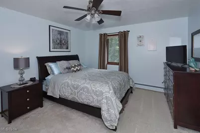 2301 W Royalton Road, Grandview Heights, OH 44147 - Photo 18