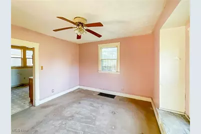 10523 Helena Avenue, Loveland, OH 44108 - Photo 6