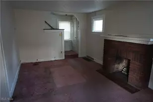 881 Stoner St, Akron, OH 44320 - Photo 2