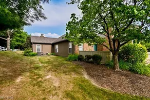 3633 Barrington Pl NW, Canton, OH 44708 - Photo 4