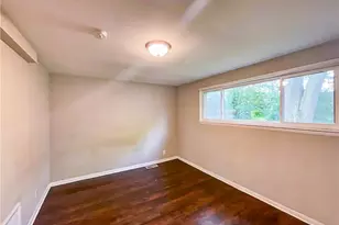 17209 Palda Dr, Loveland, OH 44128 - Photo 14