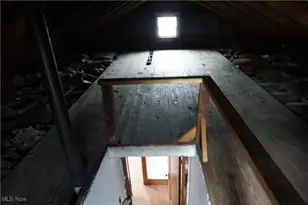 1088 Packard Dr, Akron, OH 44320 - Photo 18