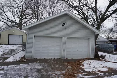 1088 Packard Drive, Akron, OH 44320 - Photo 2
