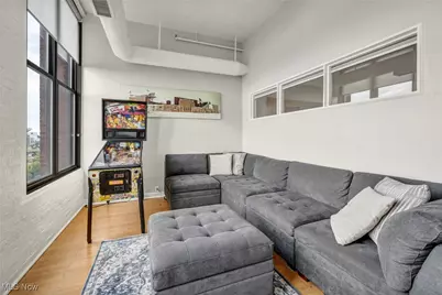 1133 W 9th Street #412, Loveland, OH 44113 - Photo 8