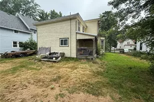 247 Whitney St, Conneaut, OH 44030 - Photo 2