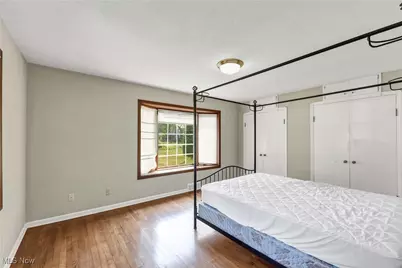 31910 Lake Road, Avon Lake, OH 44012 - Photo 10