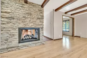 8001 Robin Ln, Brecksville, OH 44141 - Photo 18