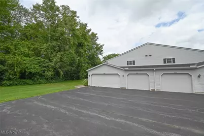 17672 Eastbrook Trail, Chagrin Falls, OH 44023 - Photo 26