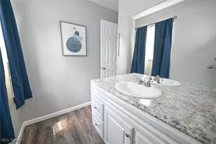 17672 Eastbrook Trail, Chagrin Falls, OH 44023 - Photo 12