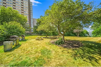 12520 Edgewater Drive #210, Oakwood, OH 44107 - Photo 42