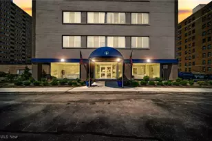 12520 Edgewater Dr, Oakwood, OH 44107 - Photo 1