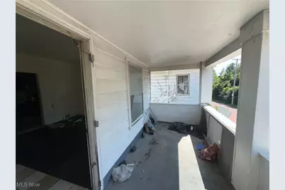 737 E 165th Street, Loveland, OH 44110 - Photo 18