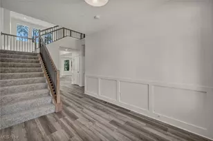 2090 Glenmont Dr, Brunswick, OH 44212 - Photo 4