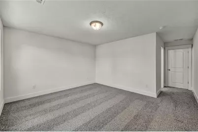 2090 Glenmont Drive, Brunswick, OH 44212 - Photo 16