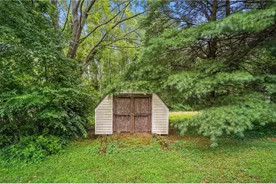 1660 Martin Road, Mogadore, OH 44260 - Photo 12