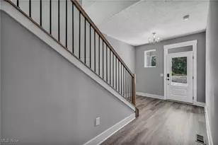 2088 Glenmont Dr, Brunswick, OH 44212 - Photo 4