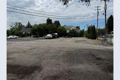 7412 Lawn Avenue, Loveland, OH 44102 - Photo 8