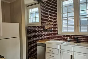 166 Marvin Ave, Akron, OH 44302 - Photo 4