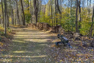 530 Midvale Mine Road SE, New Philadelphia, OH 44663 - Photo 8