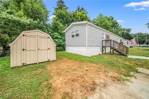 202 W Main St, Conneaut, OH 44030 - Photo 2