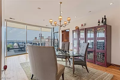 701 W Lakeside Avenue #606, Loveland, OH 44113 - Photo 8