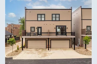 227 N Walnut Street, Wooster, OH 44691 - Photo 2